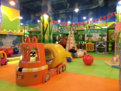 In Baby Jungle Gym Should Kids Act the Same or Differently From Others In Baby Jungle Gym Should Kids Act the Same or Differently From Others